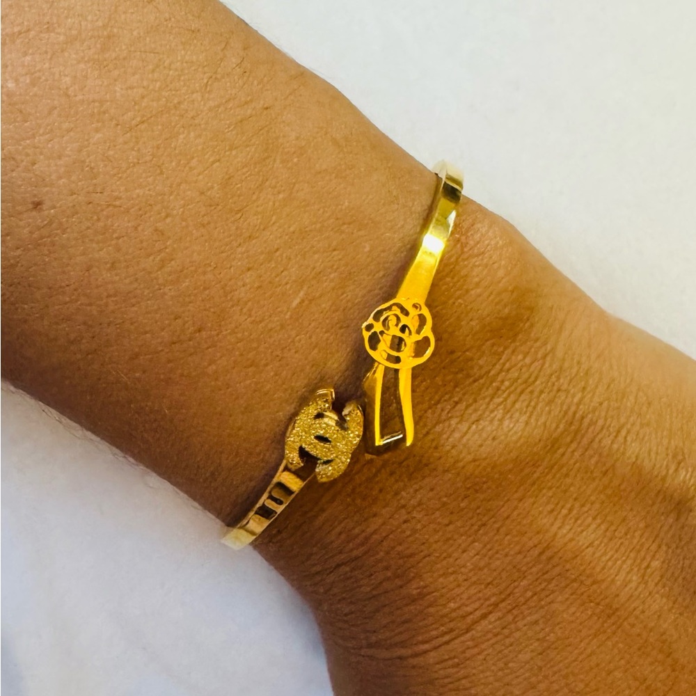 New Gold stainless steel Bracelet with Key and Heart
